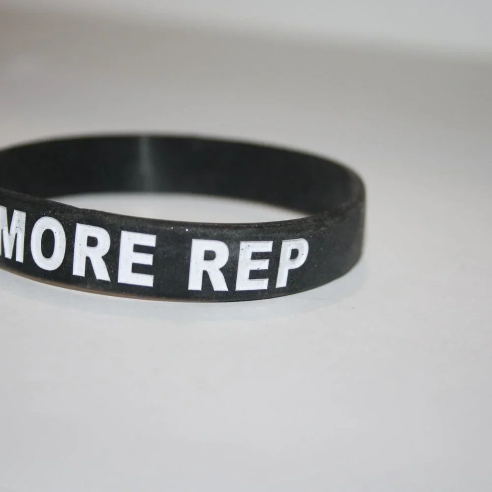 ⚫💪 Black Silicone Bracelet · 8